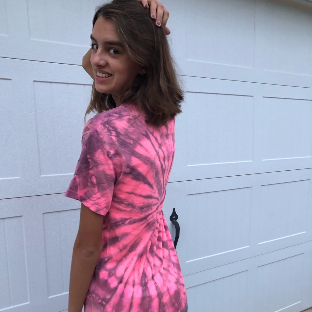 Customizable tie dye tee shirts!